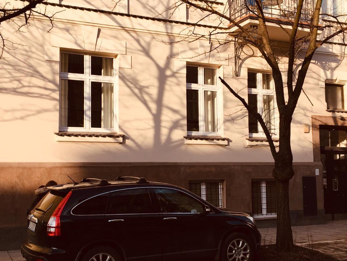 Old Time Apartments Krasków Exterior foto